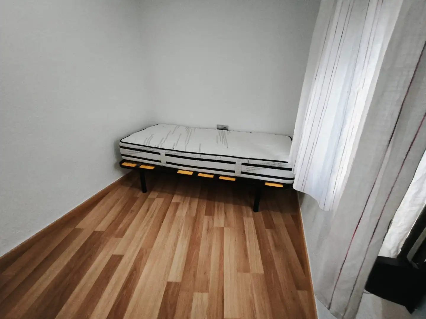 Bedroom of Flat for sale in Córdoba  with Air Conditioner