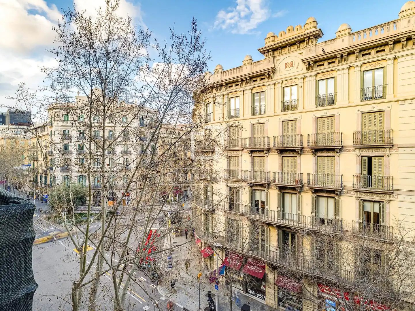 Vista exterior de Pis en venda en Barcelona amb Aire condicionat, Calefacció i Parquet
