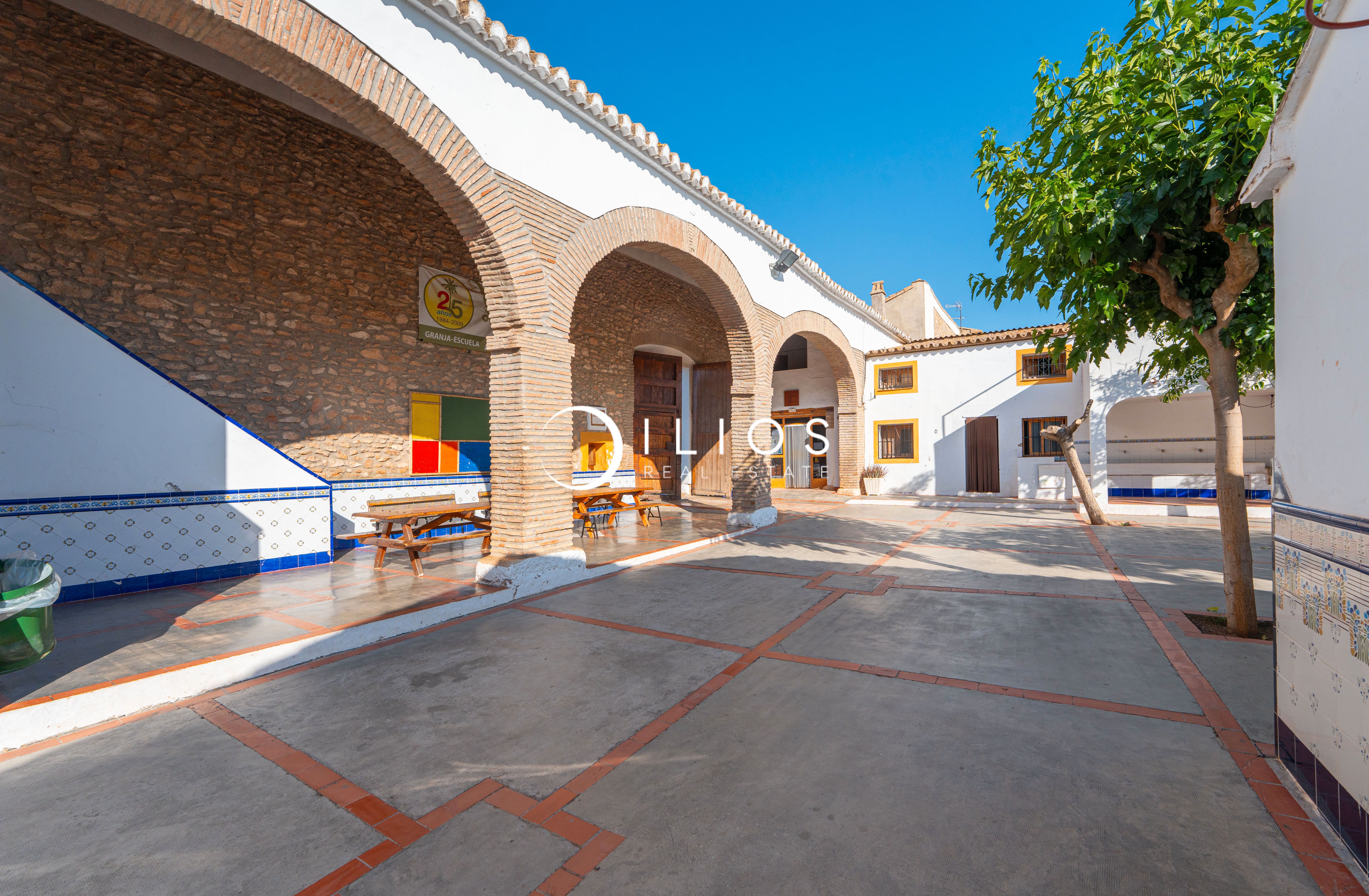 Building for sale in Olocau  with Community pool