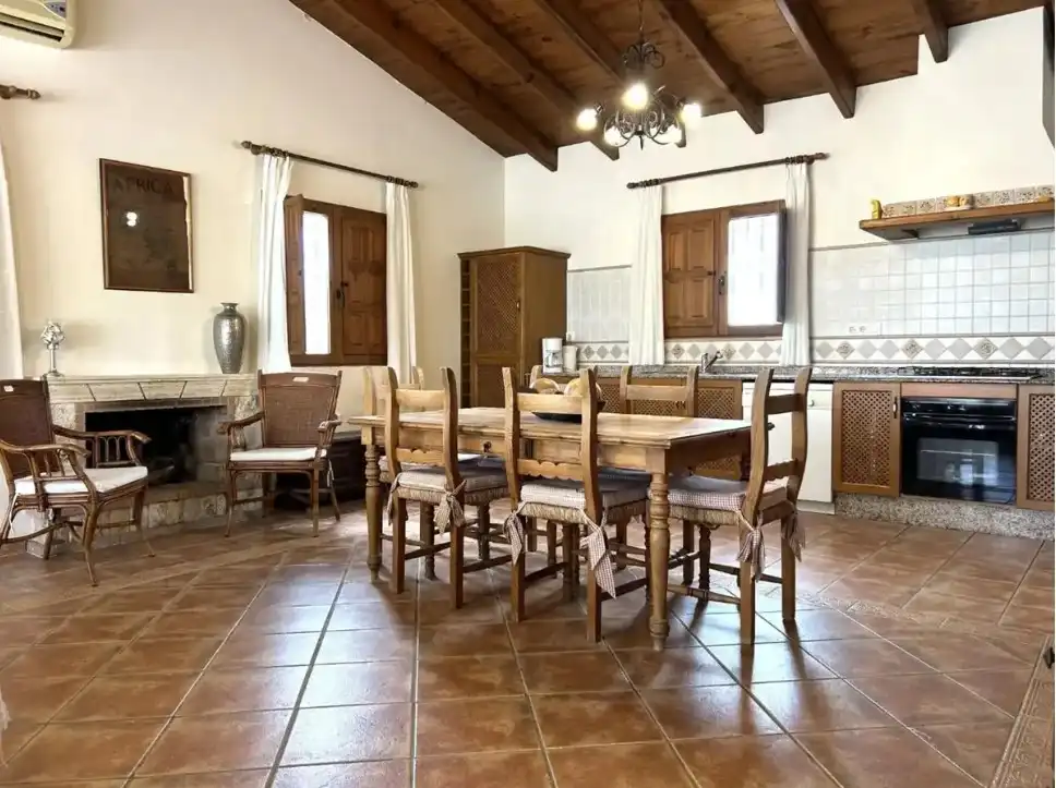 Casa rústica amb piscina en venda a N/A, imagen 105
