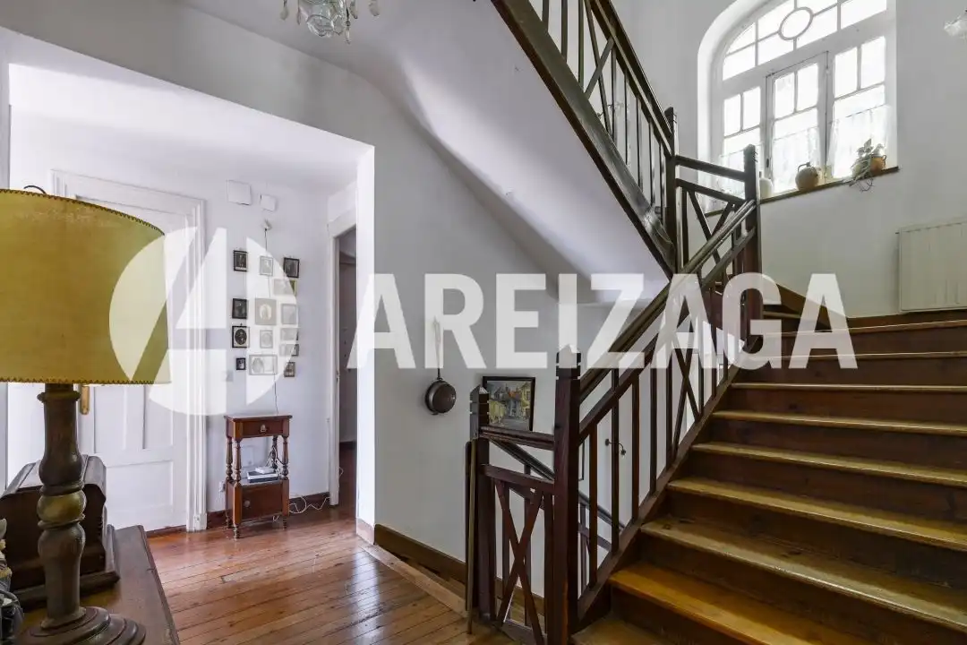 Casa o xalet en venda en Donostia - San Sebastián  amb Calefacció, Jardí privat i Terrassa
