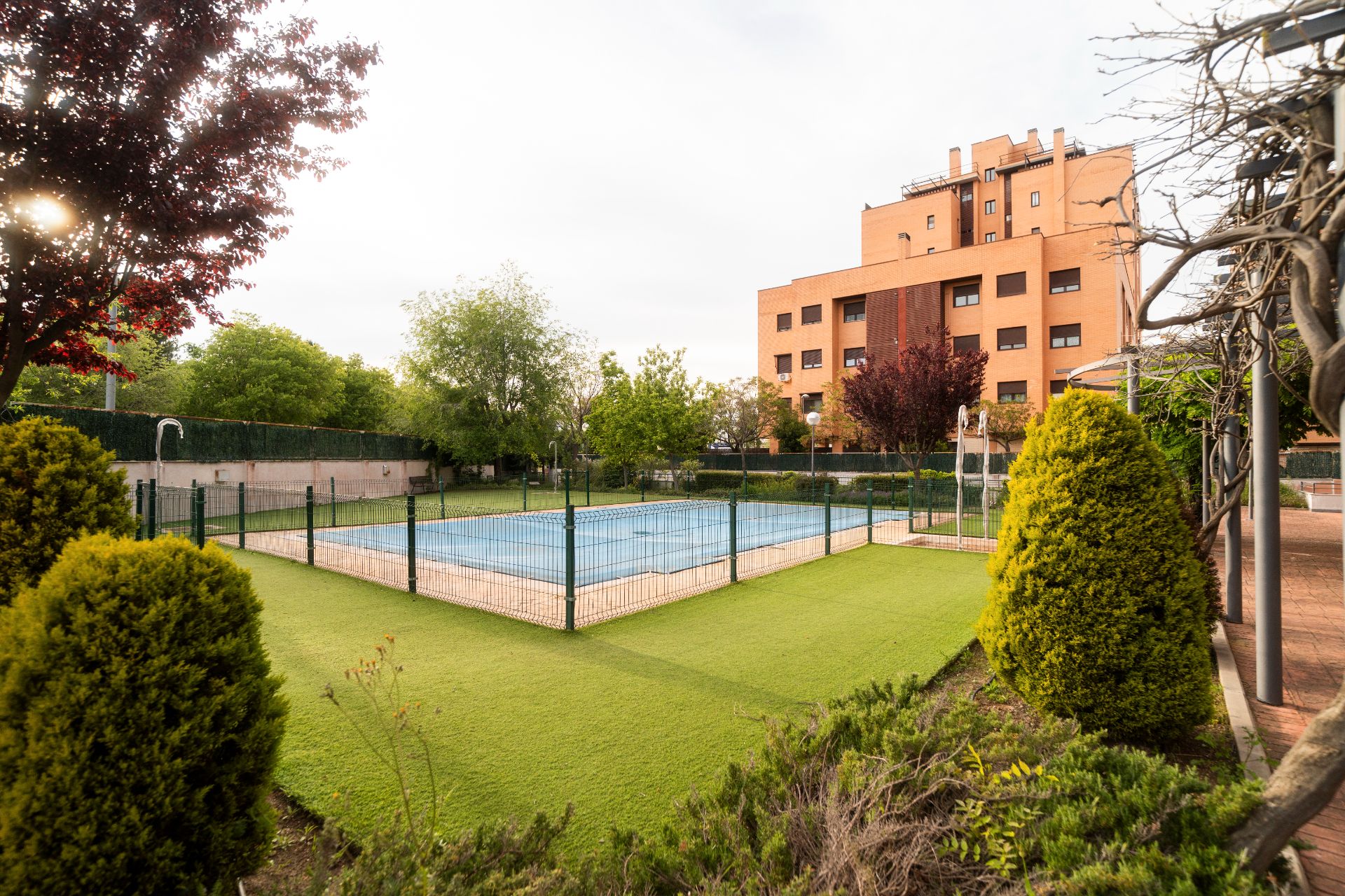 Piscina de Pis en venda en Fuenlabrada amb Aire condicionat, Calefacció i Moblat