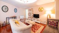 Living room of Flat for sale in  Madrid Capital  with Air Conditioner, Heating and Terrace
