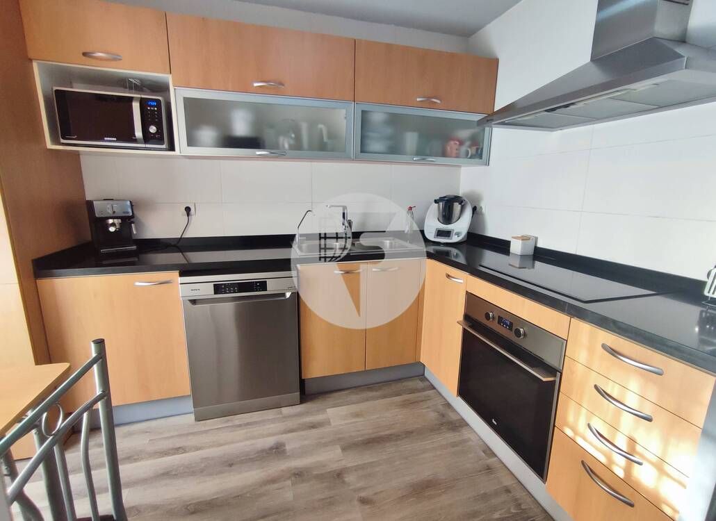 Kitchen of House or chalet for sale in Santa Perpètua de Mogoda  with Air Conditioner, Heating and Terrace