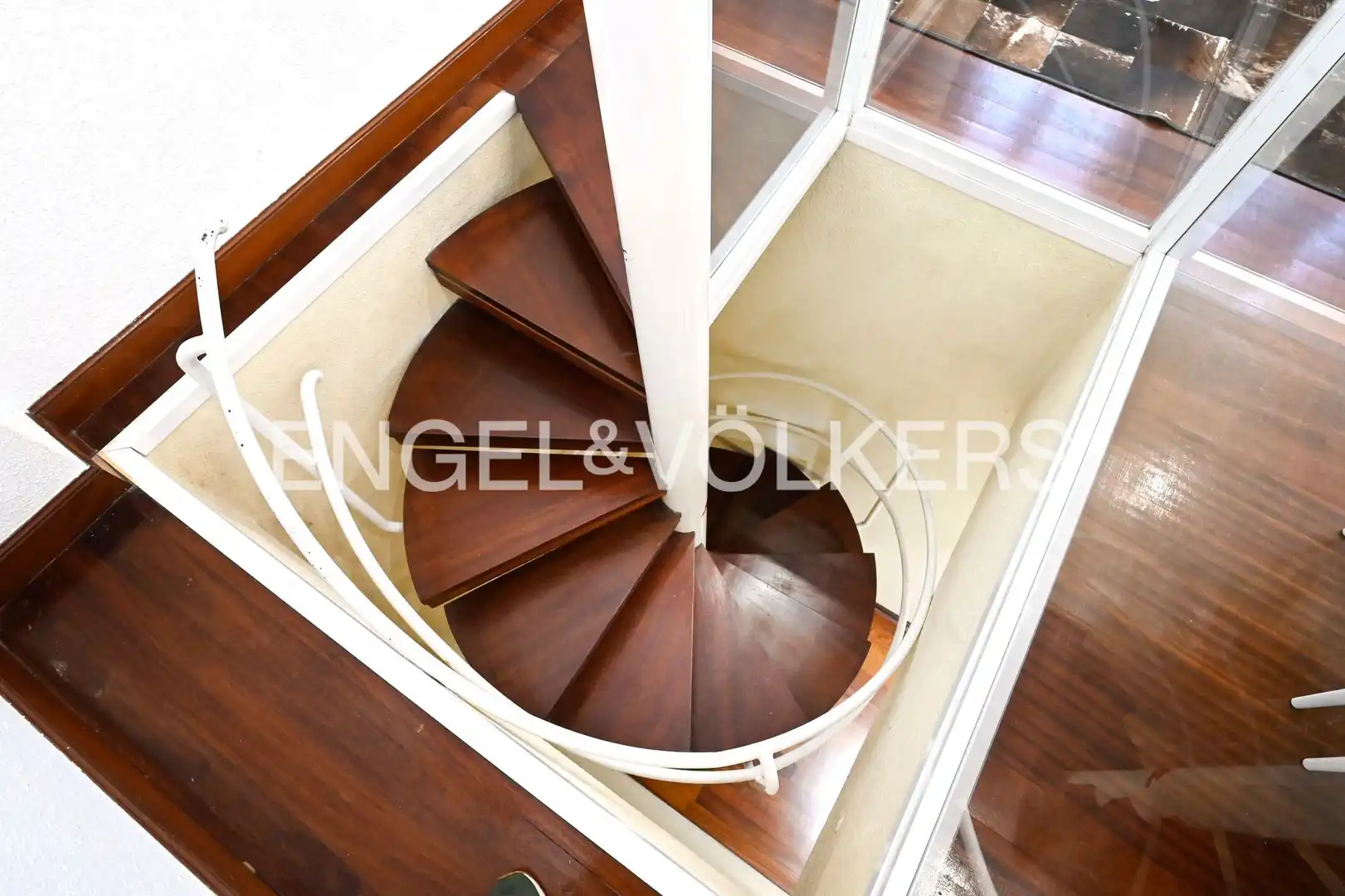 Maisonette zur Miete in Santander mit Heizung, Privatgarten und Parkett