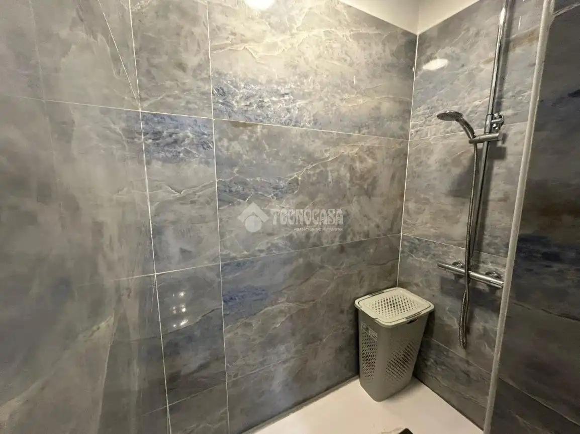 Baño de Piso en venta en Barcelona con Aire acondicionado y Amueblado