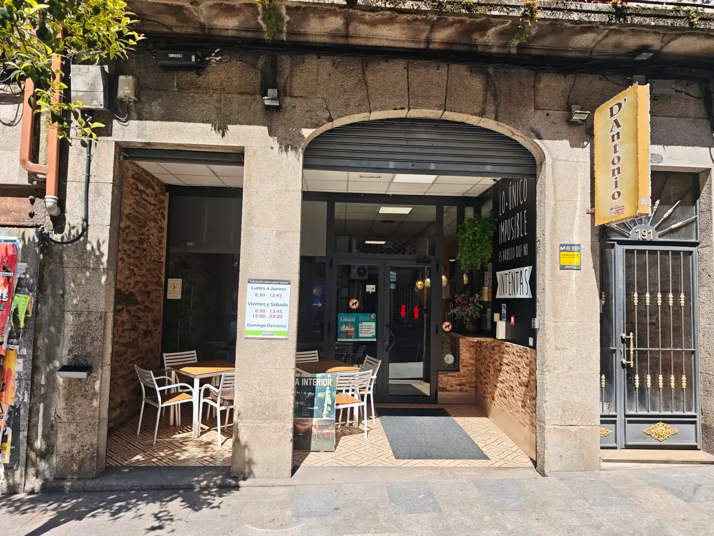 Local comercial en traspaso en Rúa de Sanjurjo Badía 191, imagen 2
