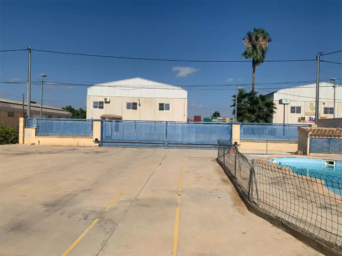 Vista exterior de Finca rústica en venda en Murcia amb Aire condicionat, Piscina i Moblat