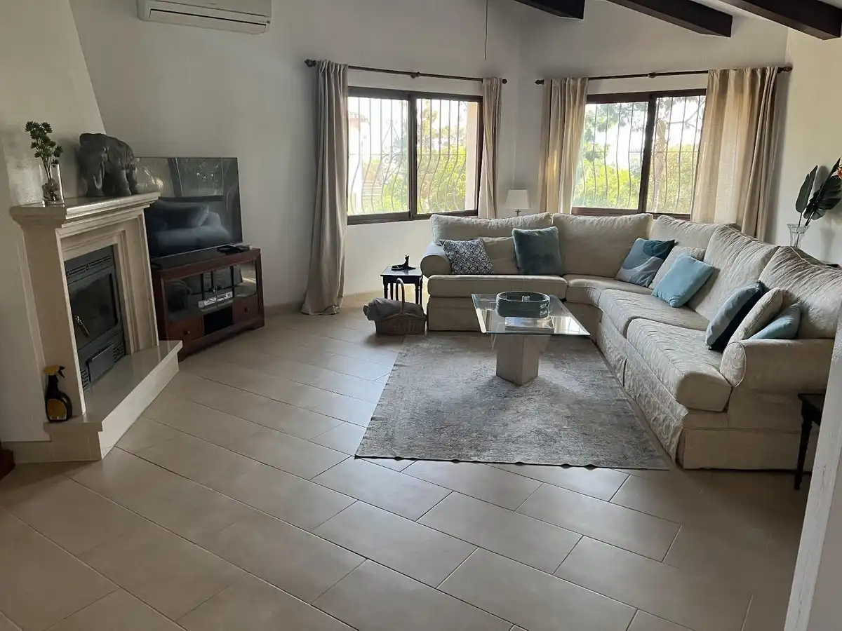 Casa con piscina en venta en El Faro de Calaburra - Chaparral, imagen 4