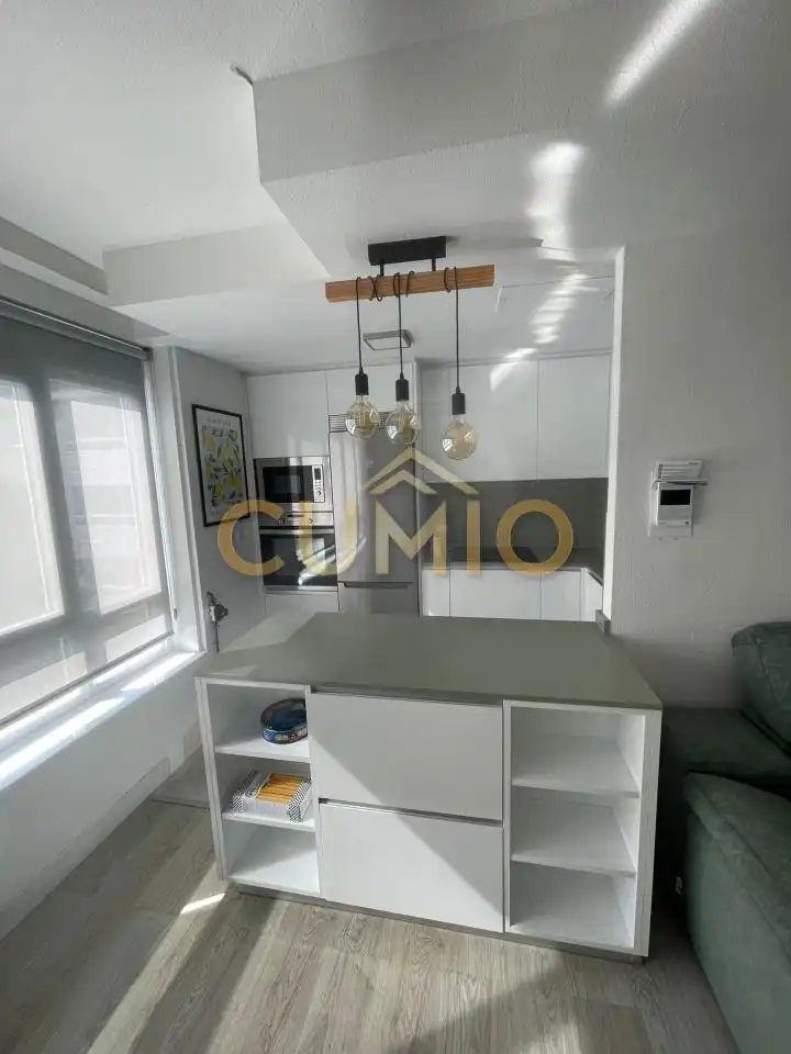Cocina de Dúplex de alquiler en Nigrán con Calefacción y Amueblado