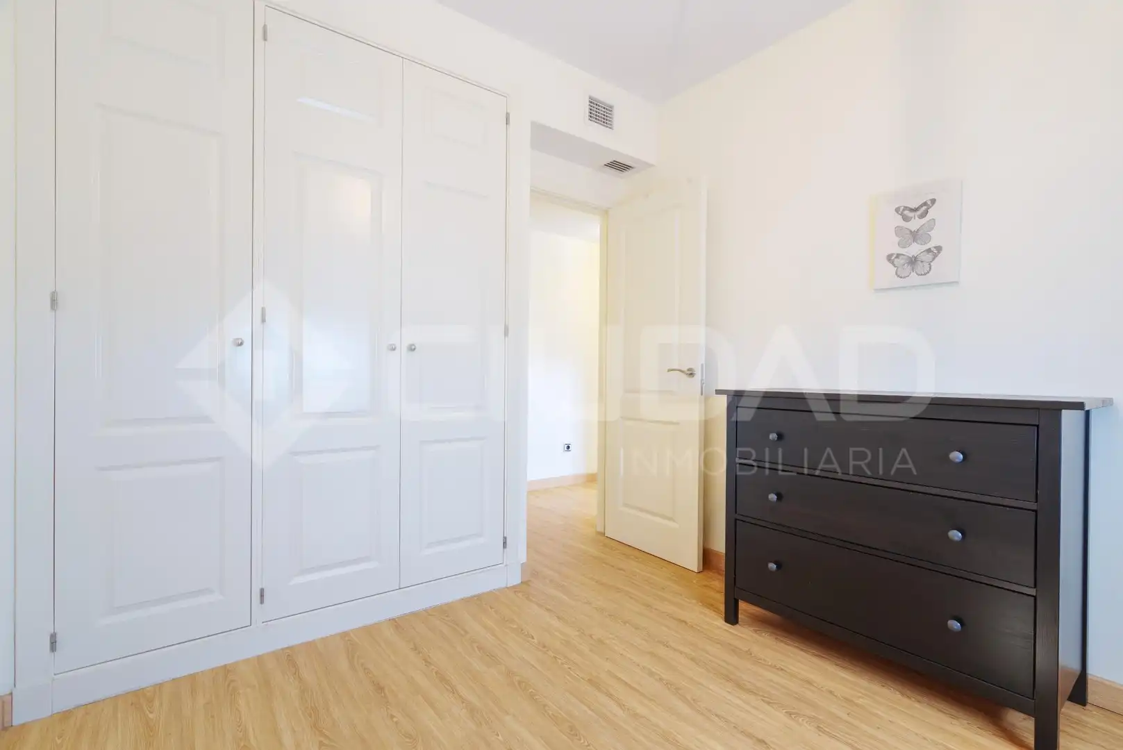 Habitación de Apartamento en venta en San Juan de Aznalfarache con Aire acondicionado, Jardín privado y Terraza