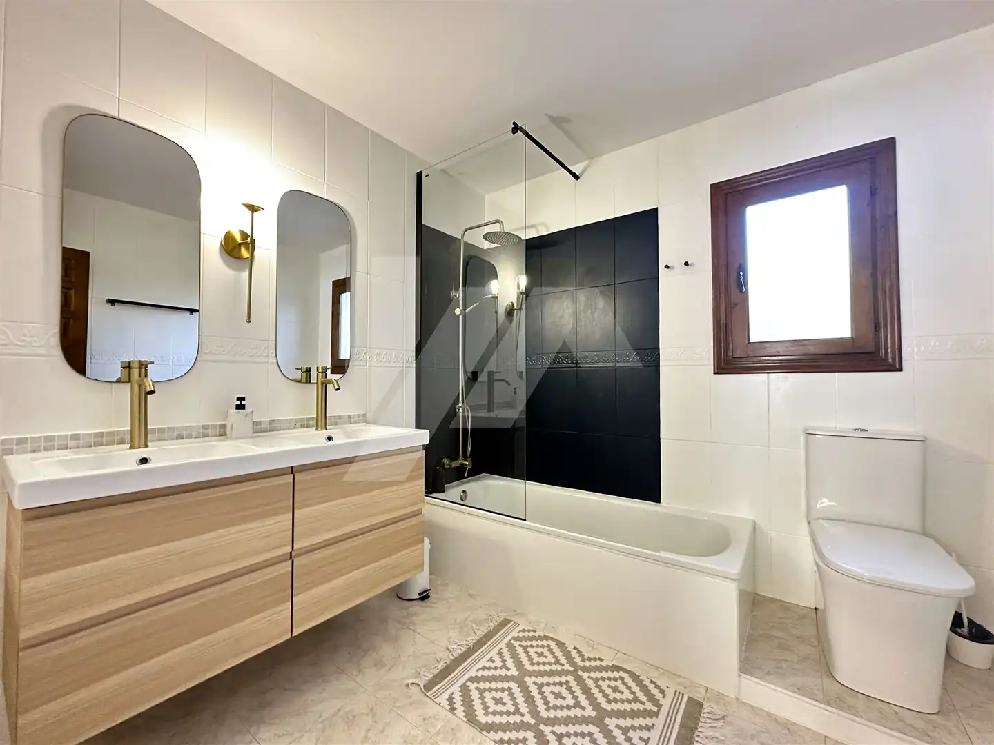 Bathroom of Houses for sale in Moraira  with Air Conditioner, Heating and Private garden