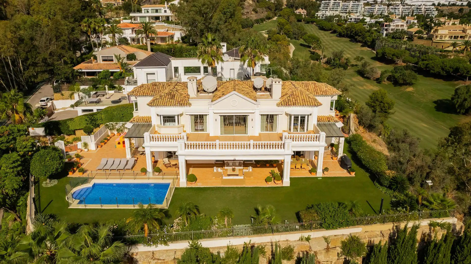 House with pool for sale in Marbella Centro, imagen 3