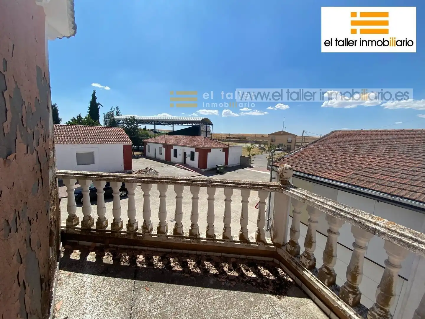 Vista exterior de Casa o chalet en venta en Pedrosillo de Alba con Terraza
