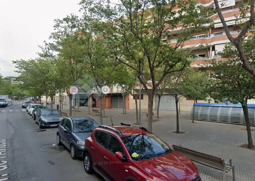 Vista exterior de Pis en venda en El Prat de Llobregat