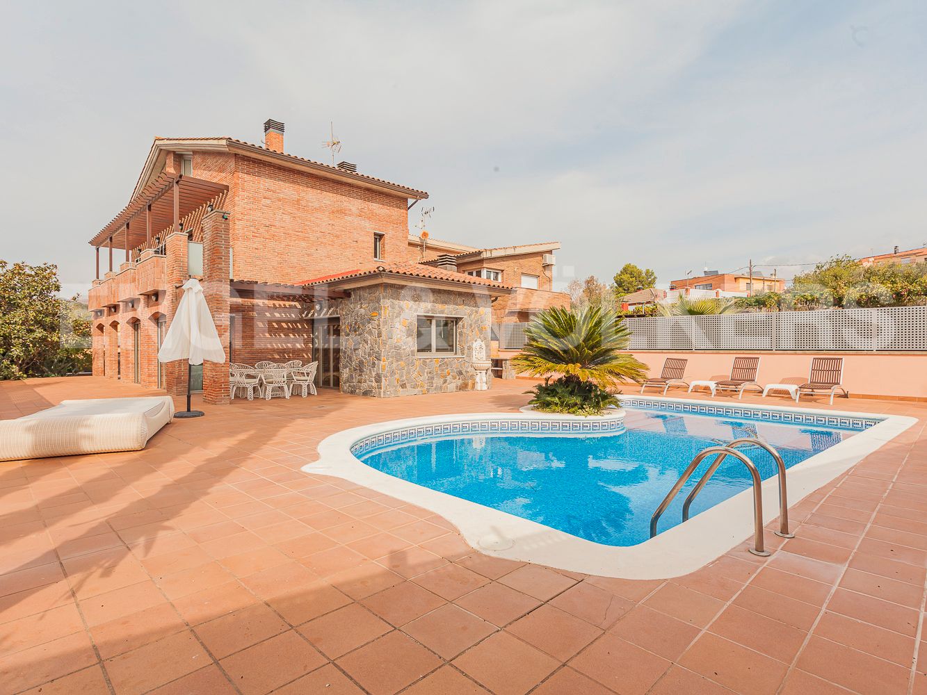 Swimming pool of House or chalet for sale in Viladecavalls  with Air Conditioner, Heating and Swimming Pool