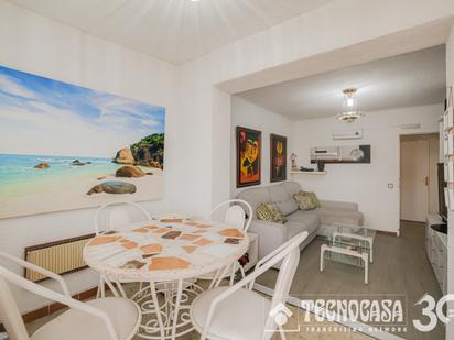 Living room of Attic for sale in Santa Coloma de Gramenet  with Balcony