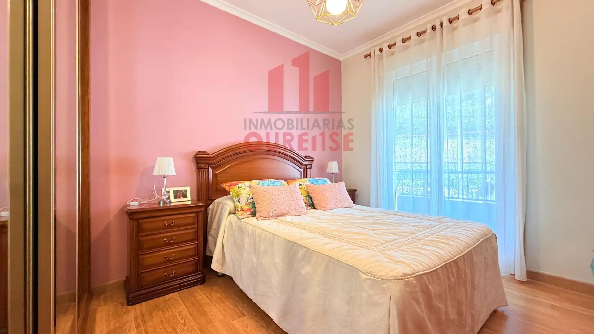 Habitación de Casa o chalet en venta en Ourense Capital  con Jardín privado, Terraza y Trastero