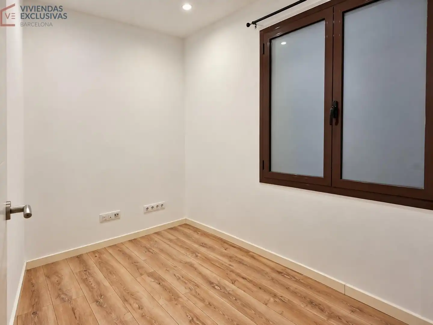 Dormitori de Oficina de lloguer en Eixample