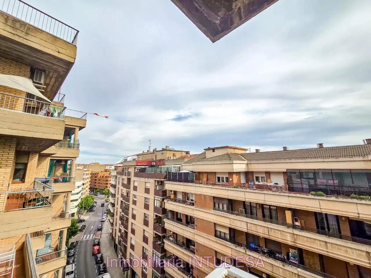 Außenansicht von Wohnung zum Verkauf in Tudela mit Heizung und Terrasse