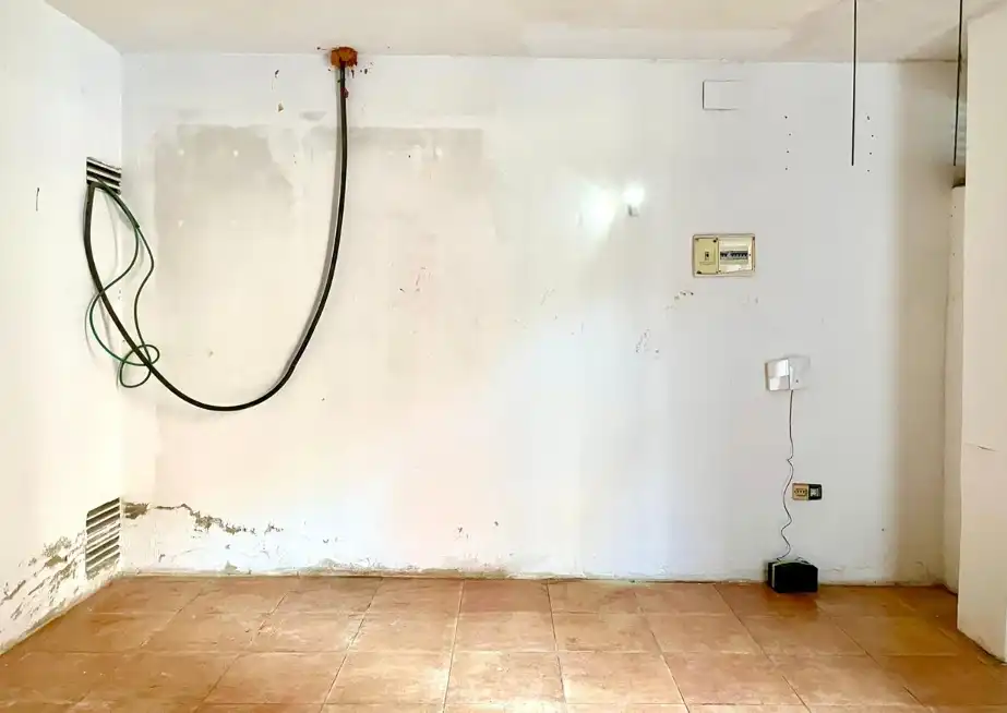 Local comercial en venta en Carrer Serves de Jesús, imagen 5