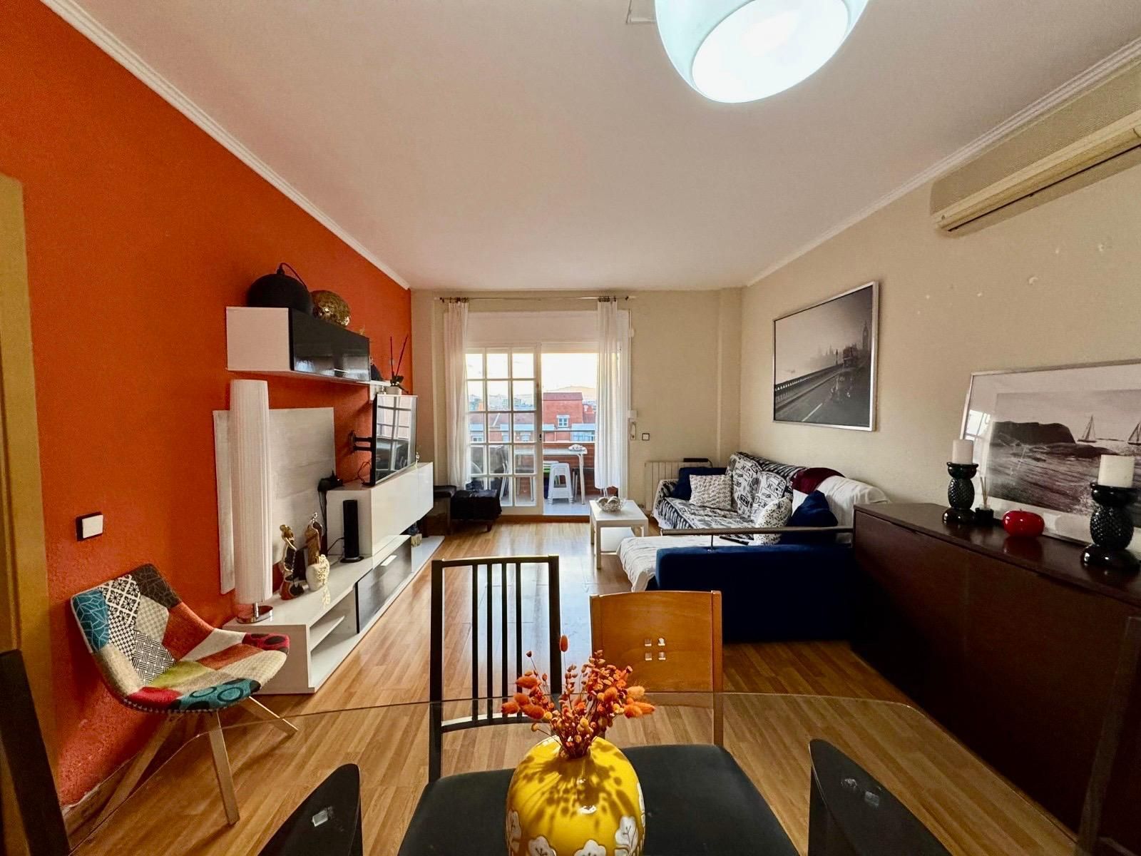 Sala d'estar de Pis en venda en Badalona amb Aire condicionat i Calefacció