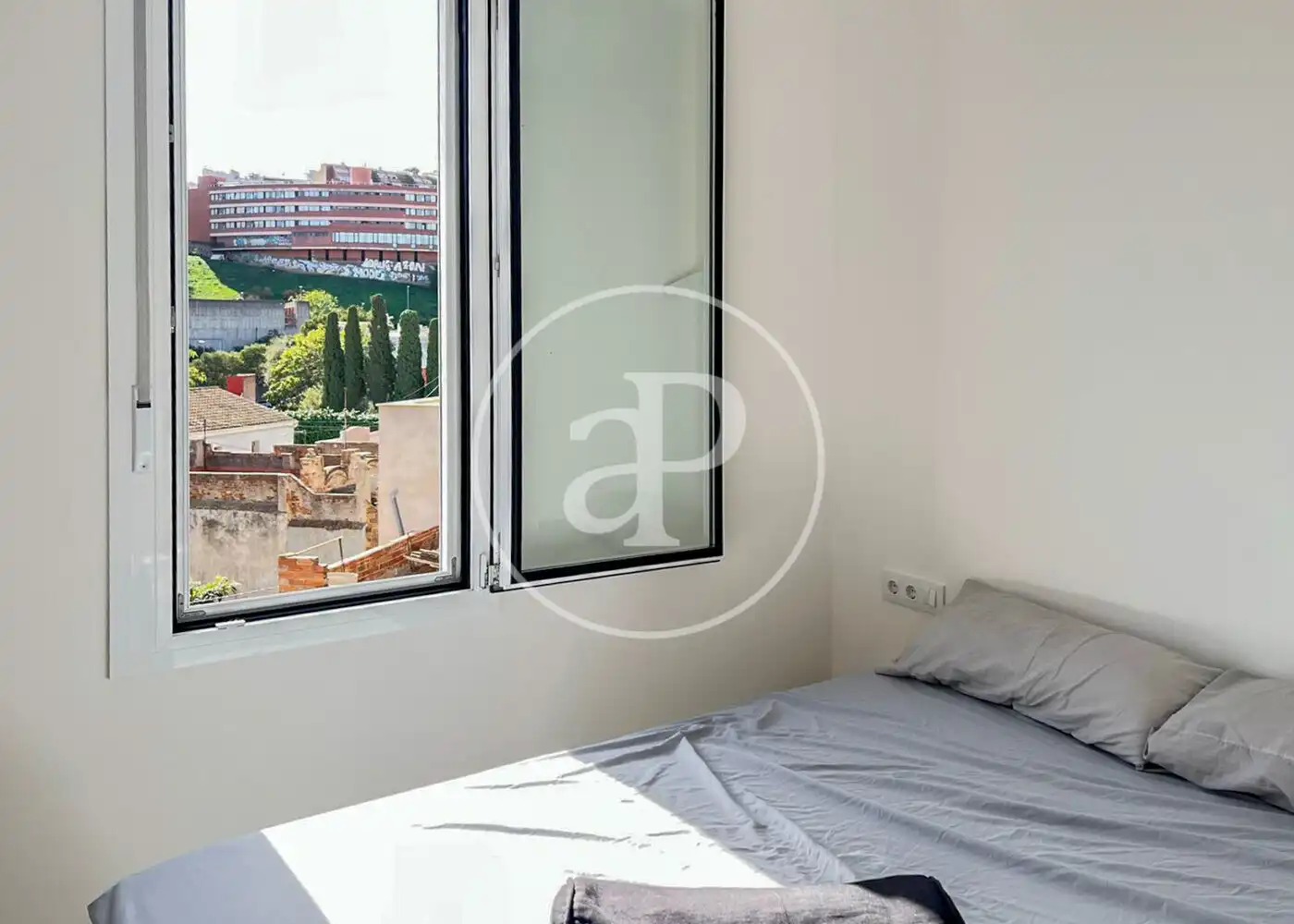 Bedroom of Houses for rent in Barcelona  with Air Conditioner, Heating and Terrace