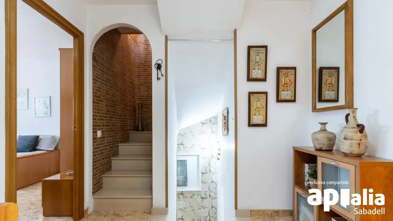 Casa adosada en venta en Terrassa con Calefacción, Jardín privado y Terraza