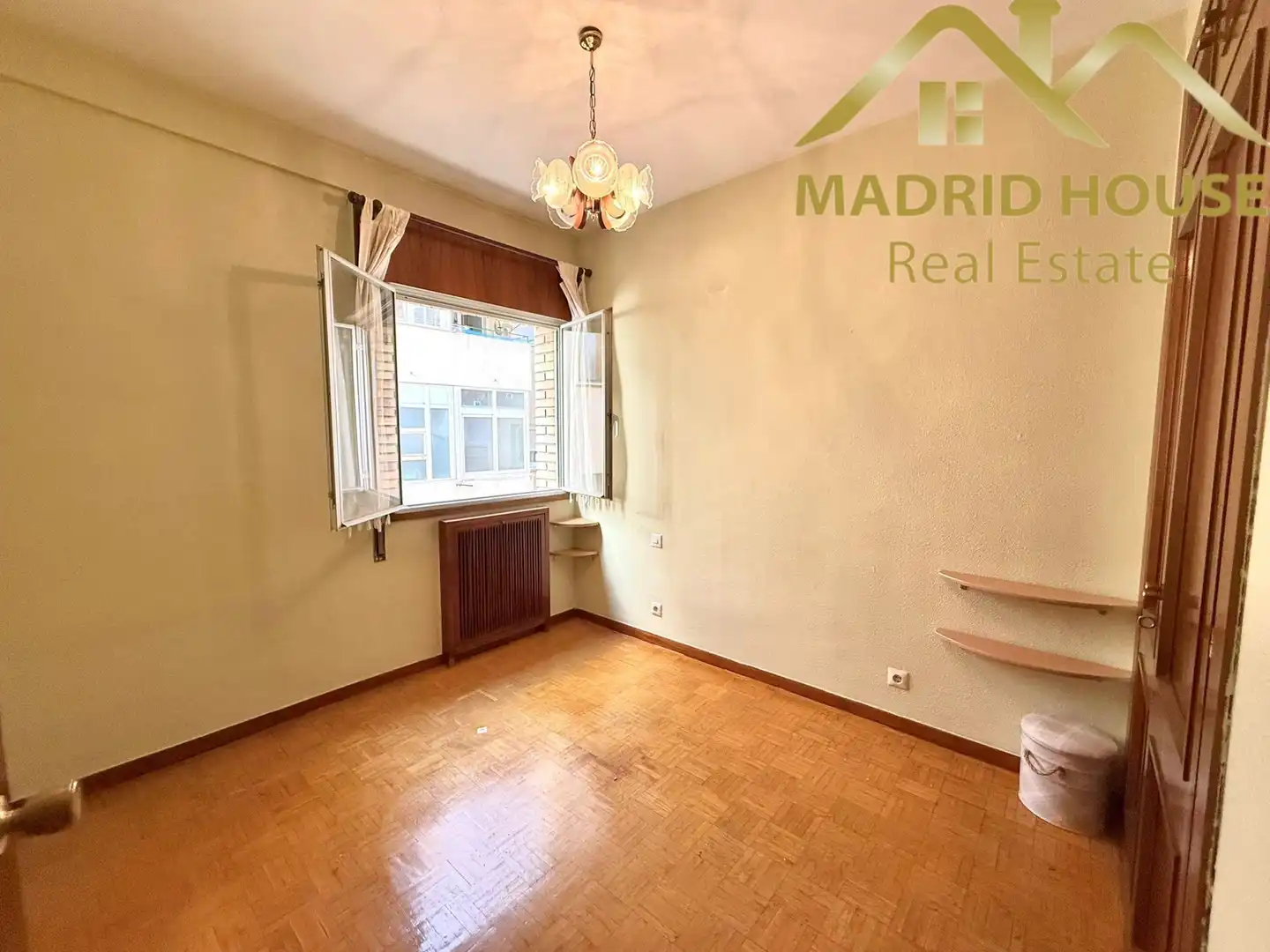 Schlafzimmer von Wohnung zum Verkauf in Madrid mit Heizung und Terrasse