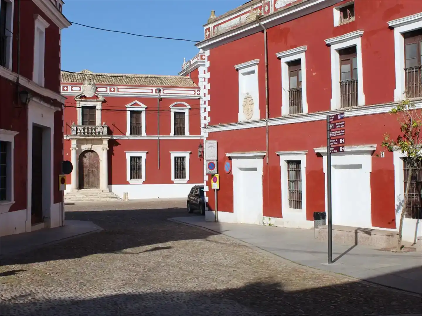 Vista exterior de Pis en venda en Fernán-Núñez amb Aire condicionat