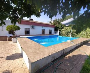 Piscina de Casa o xalet en venda en  Córdoba Capital amb Aire condicionat, Calefacció i Jardí privat