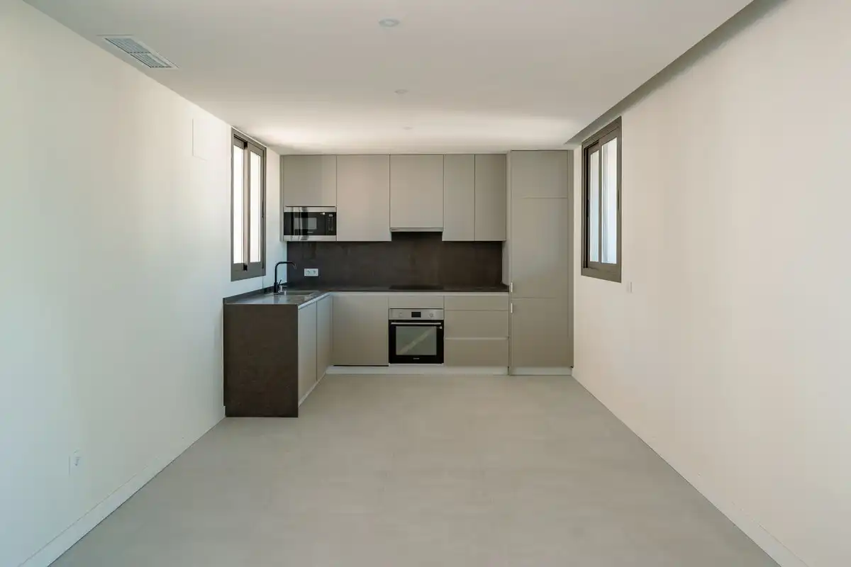 Cuina de Apartament en venda en Estepona amb Traster i Piscina comunitària