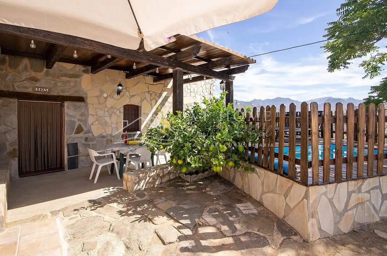 Terraza de Casa o chalet de alquiler en Cómpeta con Piscina, Amueblado y Horno