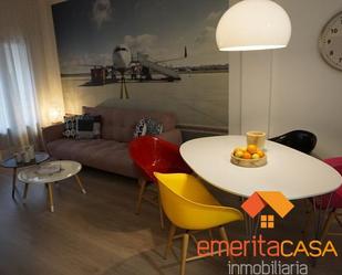 Sala d'estar de Apartament de lloguer en Mérida amb Aire condicionat i Terrassa