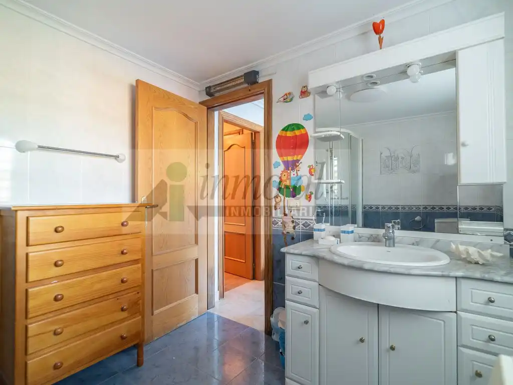 Casa amb piscina en venda a Urbanizacion Pedrissetes, imagen 24