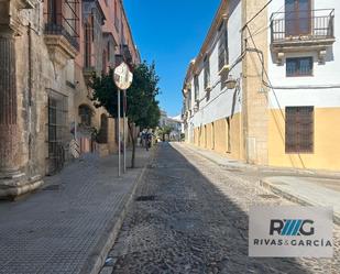 Vista exterior de Apartament en venda en Jerez de la Frontera amb Aire condicionat, Calefacció i Moblat