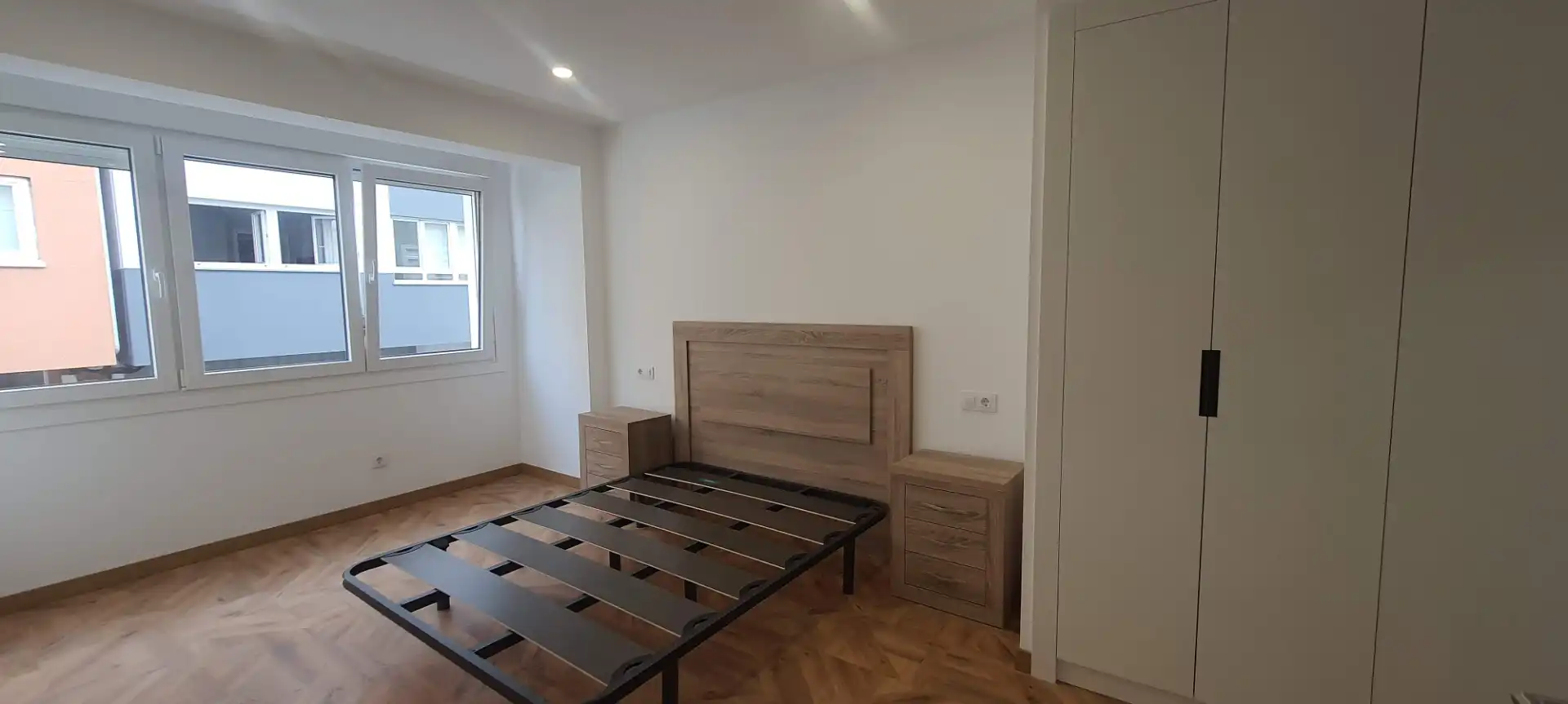 Bedroom of Flat for rent in Carballo  with Furnished, Oven and Washing machine