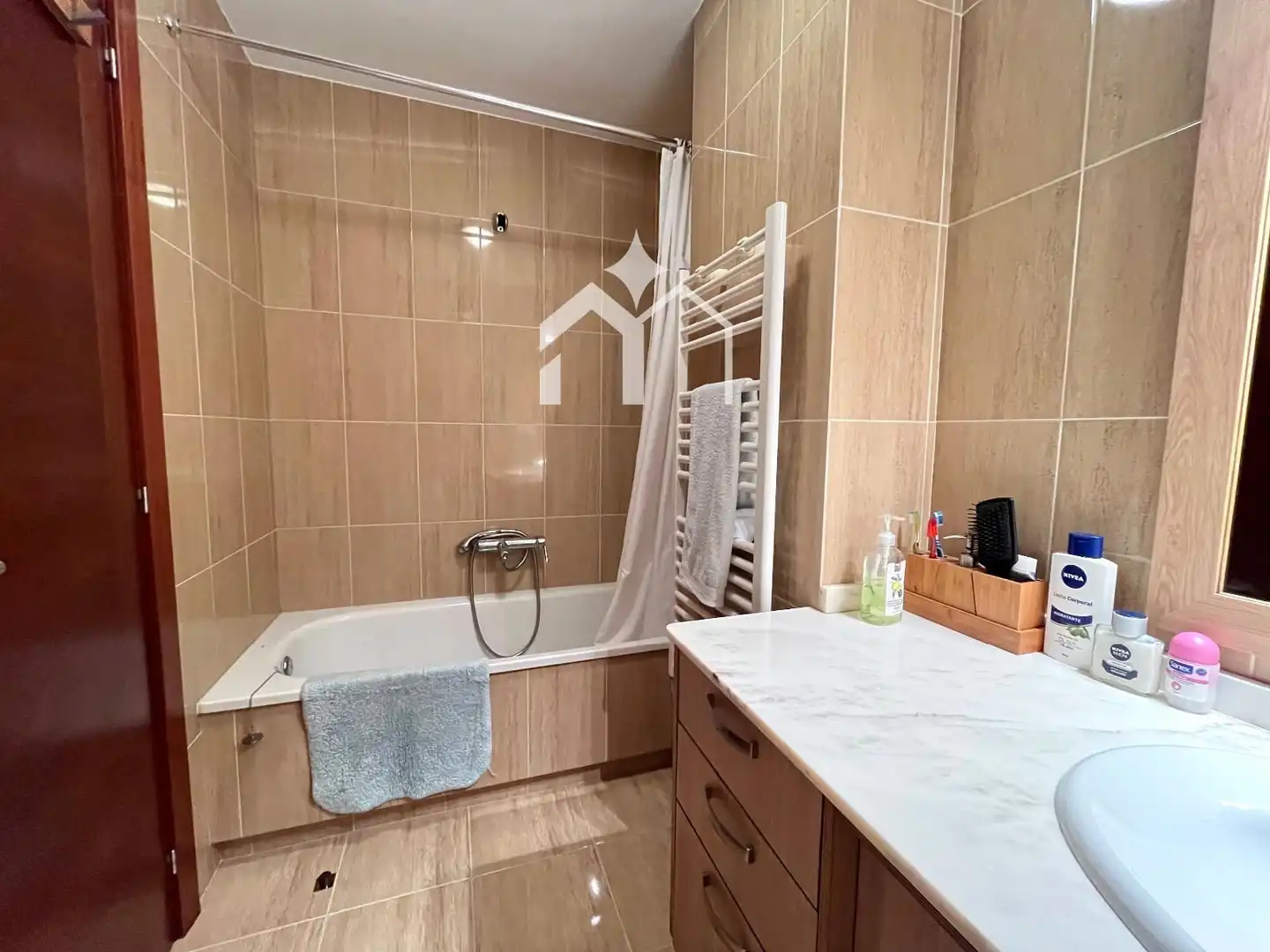 Bathroom of Flat for sale in Moaña  with Heating, Terrace and Furnished