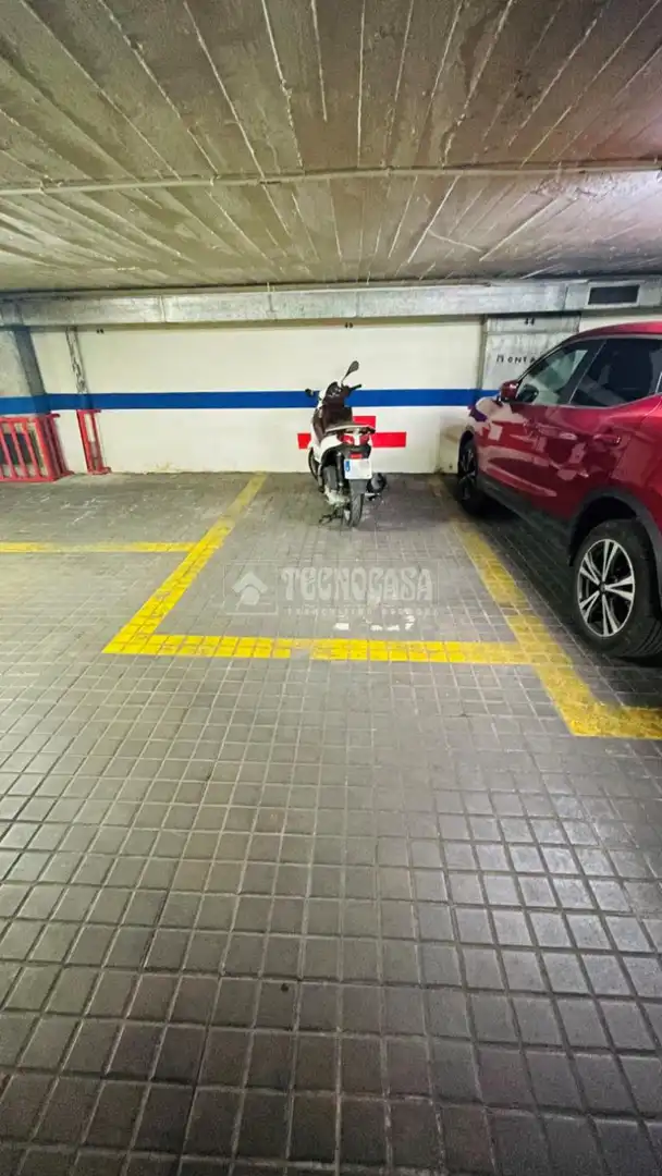 Parking of Garage for sale in Madrid