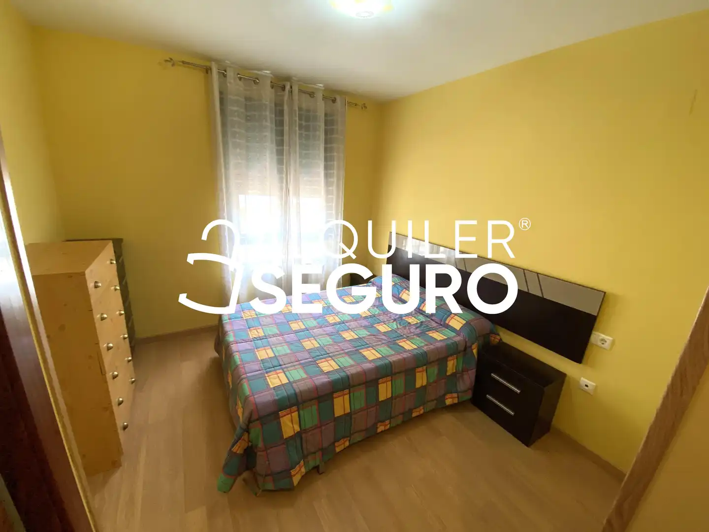 Habitación de Piso de alquiler en Chinchilla de Monte-Aragón con Calefacción, Trastero y Amueblado