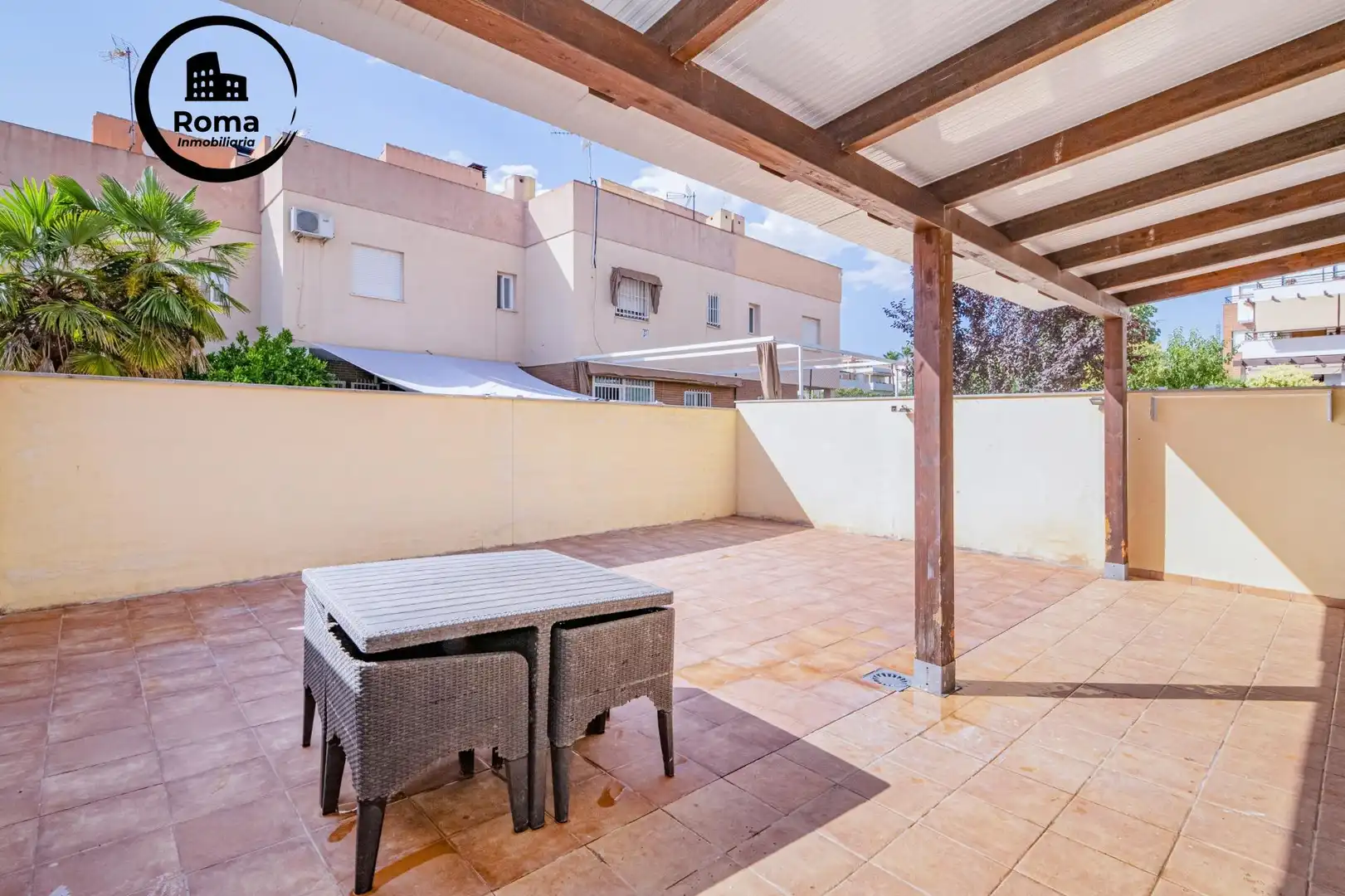 Terraza de Piso en venta en Albolote con Aire acondicionado, Calefacción y Piscina comunitaria