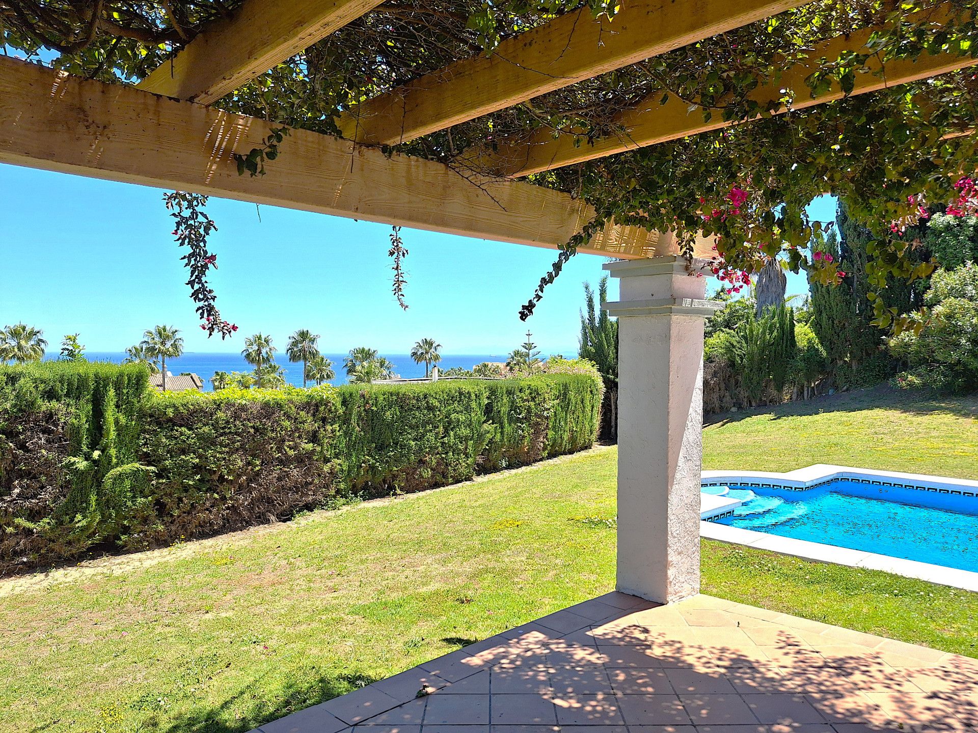 Jardí de Casa o xalet en venda en La Alcaidesa amb Jardí privat, Terrassa i Piscina