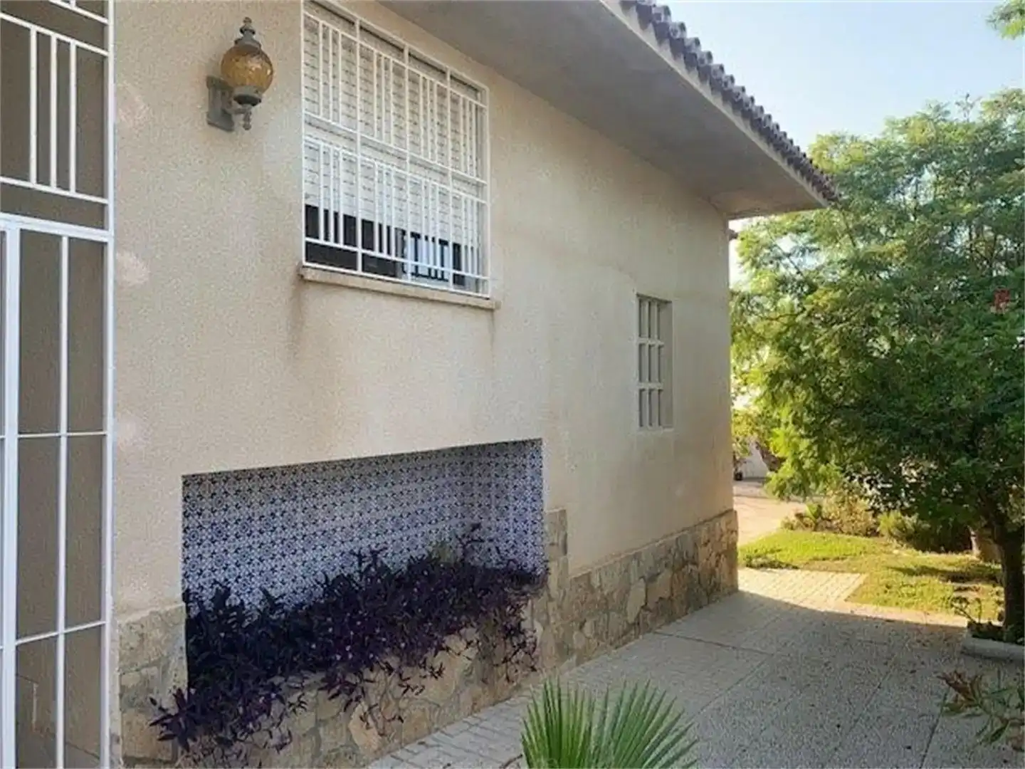Exterior view of Flat for sale in Nerja  with Private garden, Storage room and Swimming Pool