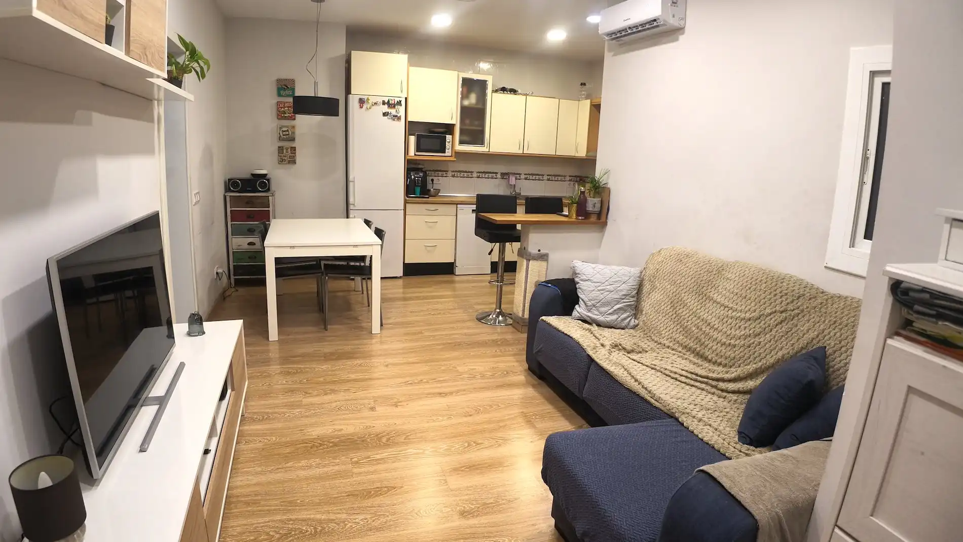Sala de estar de Piso en venta en Molins de Rei con Aire acondicionado y Parquet