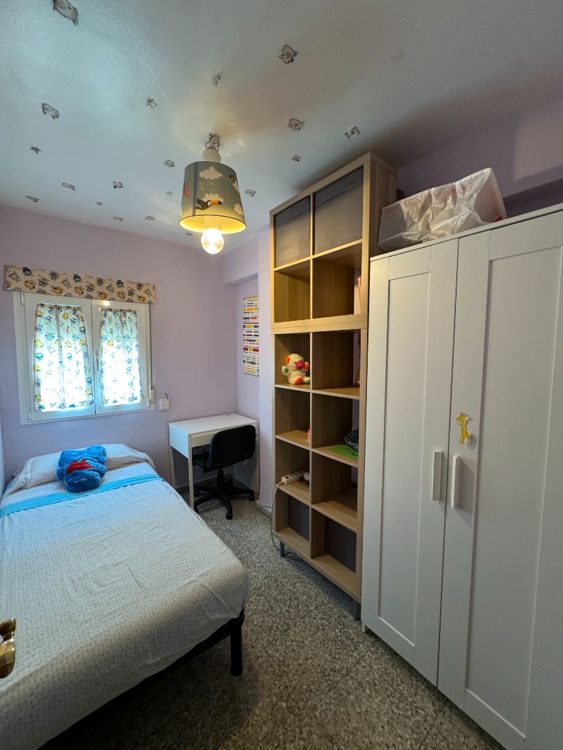 Bedroom of Flat to share in Málaga Capital  with Air Conditioner, Furnished and Balcony