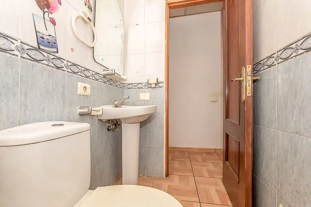 Piso en venta en C/ Gregorio Gutierrez, Miller