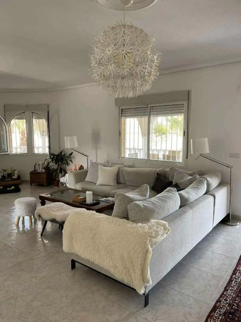 Sala de estar de Casa o chalet en venta en Rojales con Calefacción, Jardín privado y Piscina