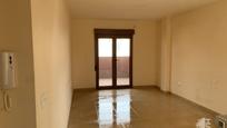 Flat for sale in Láchar  with Storage room