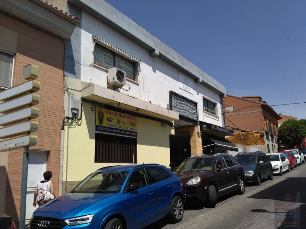 Vista exterior de Local en venta en Algete