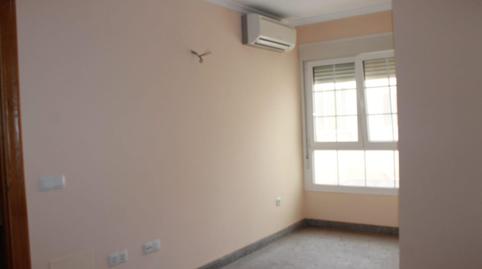 Foto 2 de Piso en venta en El Puerto - Romanilla, Almería